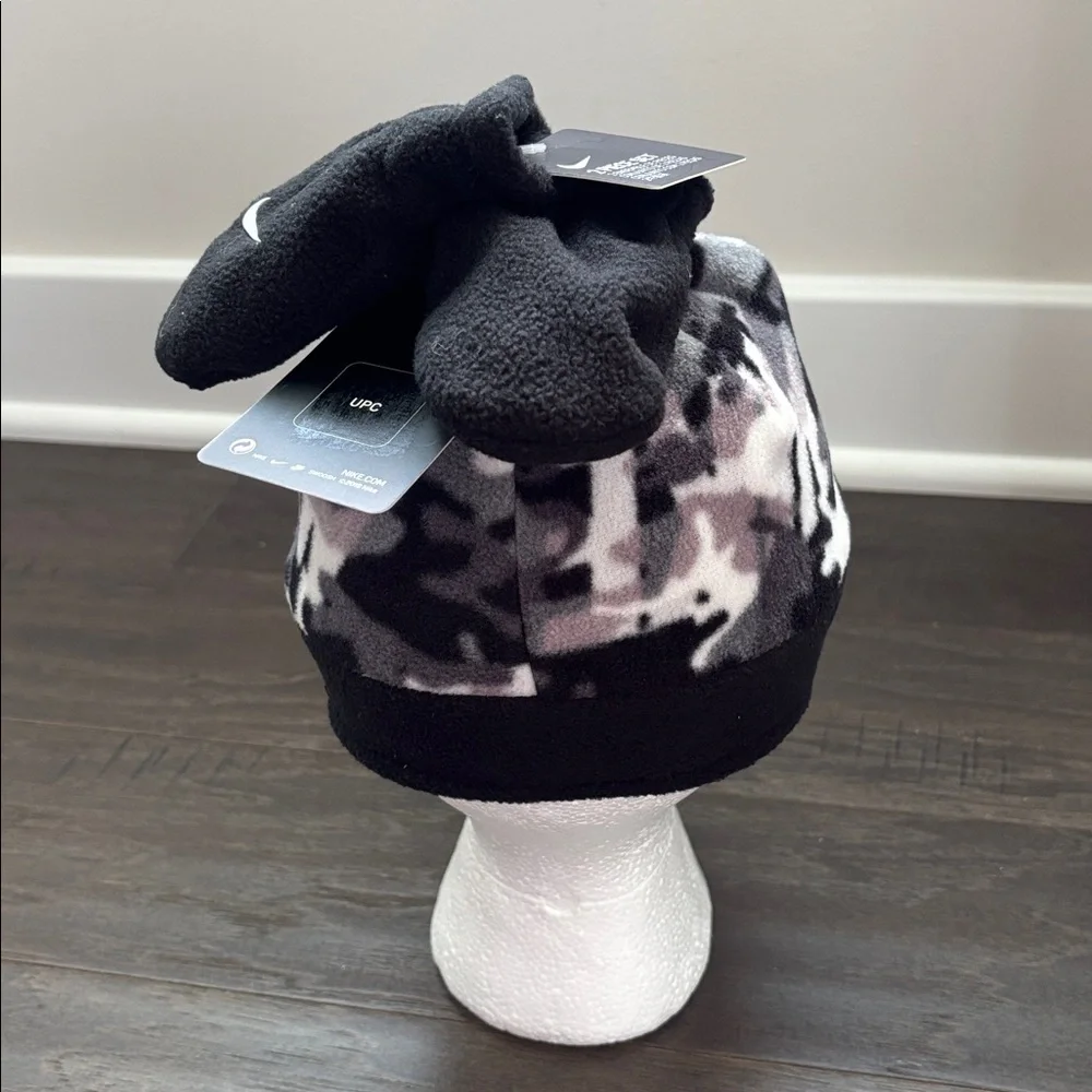 Nike 2 pc.Infant earflap fleece hat & mitten set,camo pattern,velcro chin,Swoosh